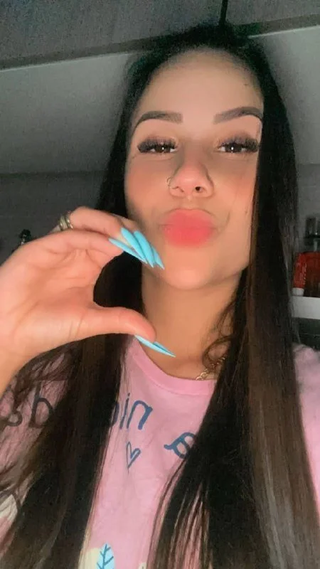 Novinha gostosa e seu namorado main image
