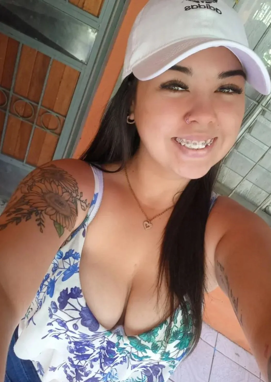 Teen chubby main image