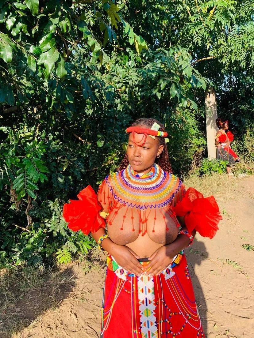 Zulu maidens image 18