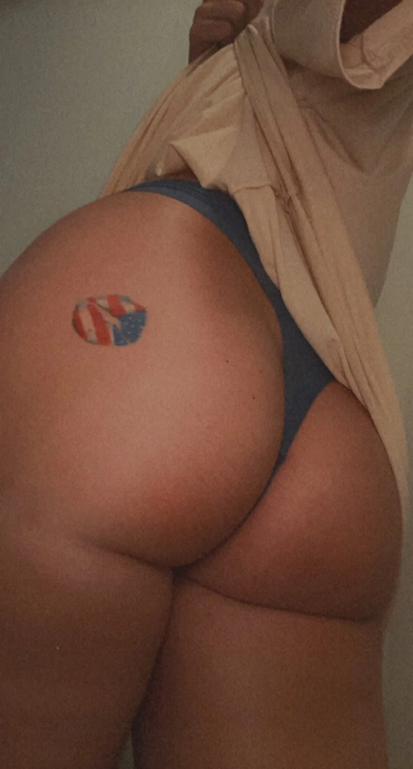 Thick onlyfans pawg leaked image 18