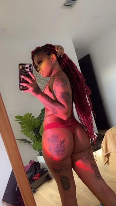 Sexy with ink image 33