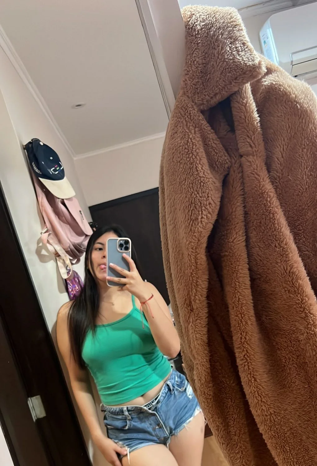 Perrita le manda fotos al novio y quedó exhibida image 5