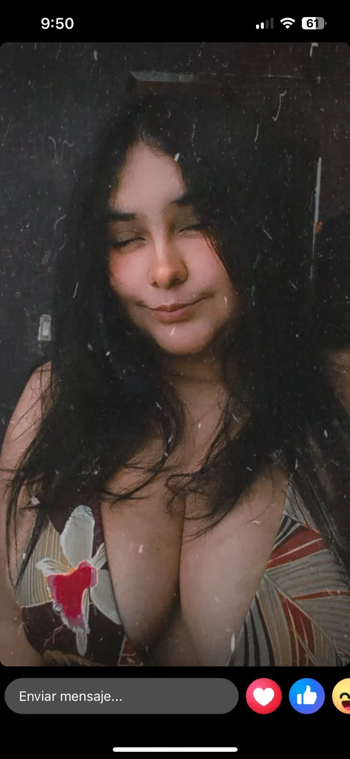 Fernanda López tetona image 18
