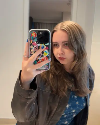 Upcoming NZ/UK actress Liz cover image