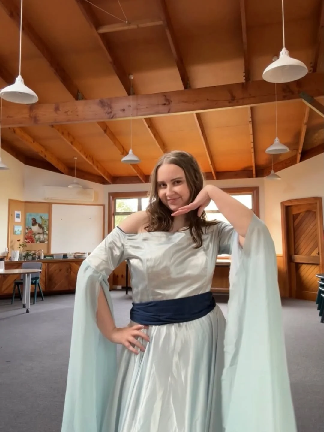 Upcoming NZ/UK actress Liz image 12