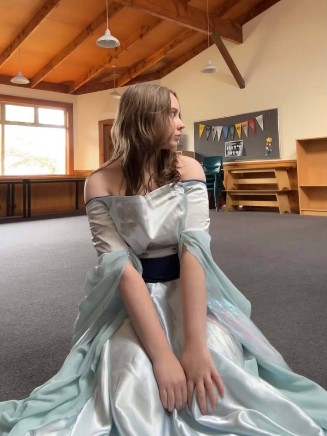 Upcoming NZ/UK actress Liz image 14