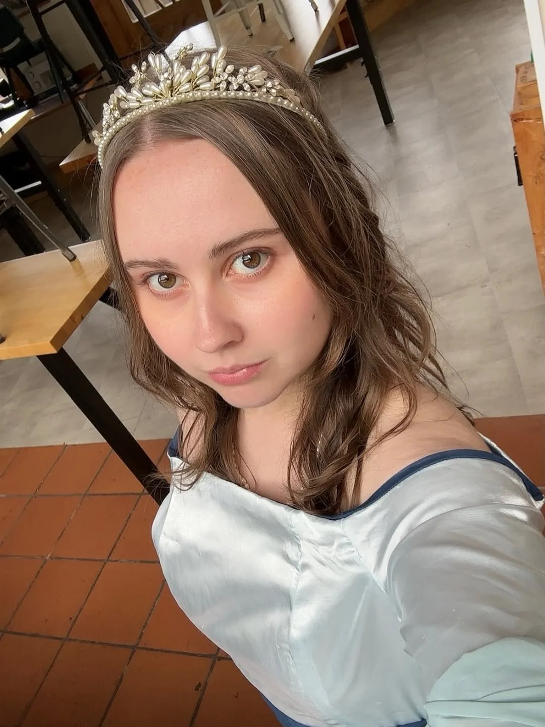 Upcoming NZ/UK actress Liz image 16