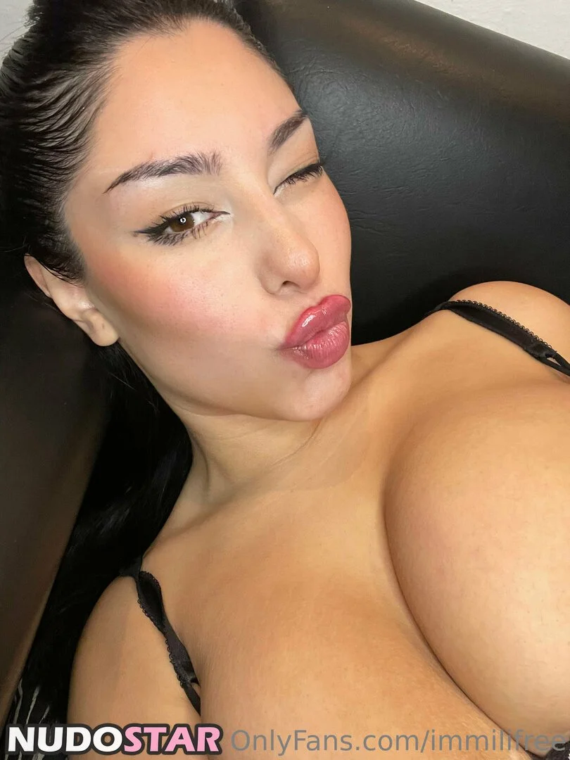 M1L1M3L0NS👸🏻 BIG JUICY MOMMY WHIT BIG MILKERS 🍼🍼💦 image 34