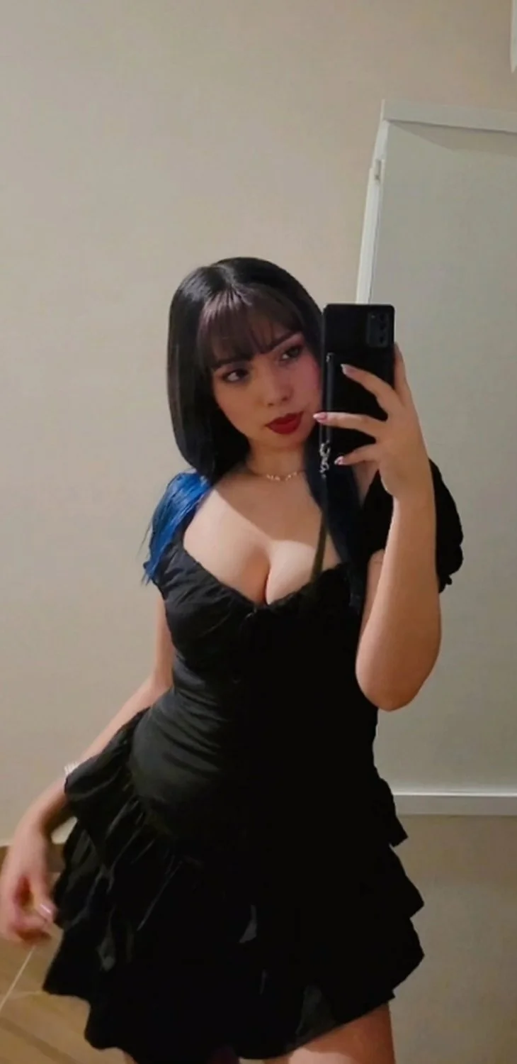 Linda Girl zorrita y puta bien hermosa flakita sexy image 33
