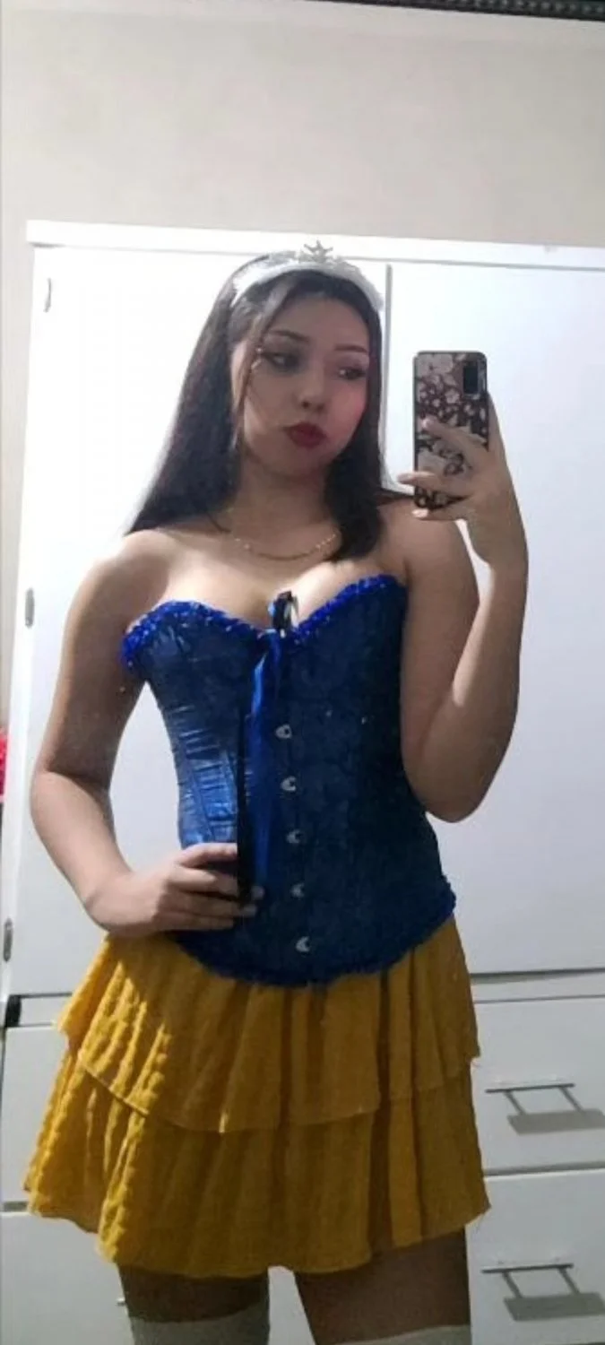 Linda Girl zorrita y puta bien hermosa flakita sexy image 40