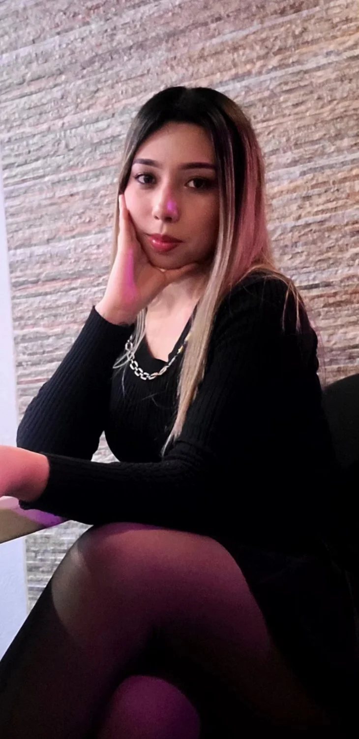 Linda Girl zorrita y puta bien hermosa flakita sexy image 41