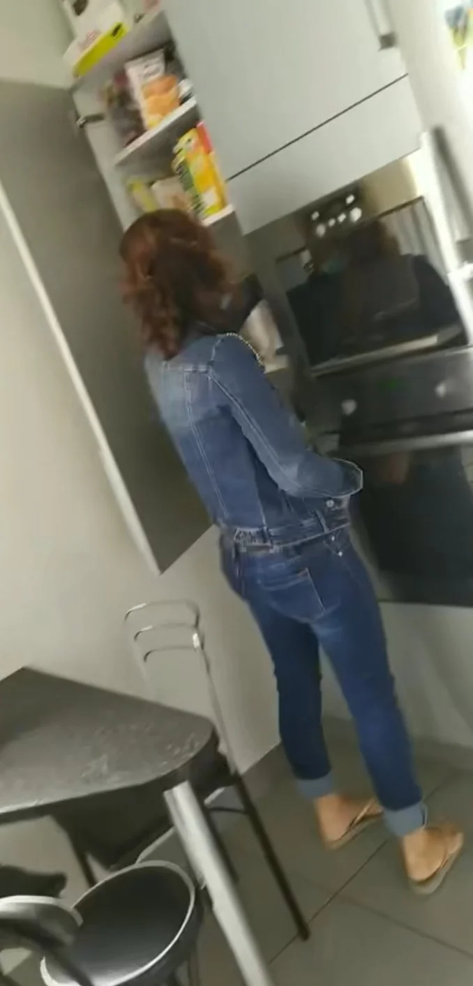 Creepshot slut sexy mature mom milf exposed spy voyeur image 6