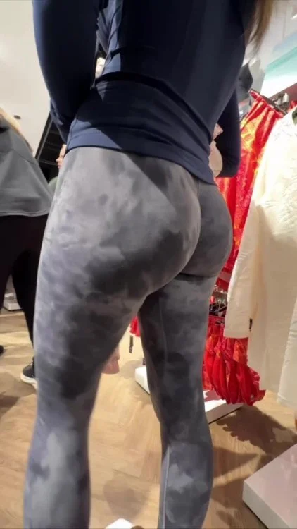 Plump Teen Shows Off That Nice Juicy Ass image 6