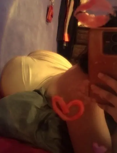 alejita putita cover image