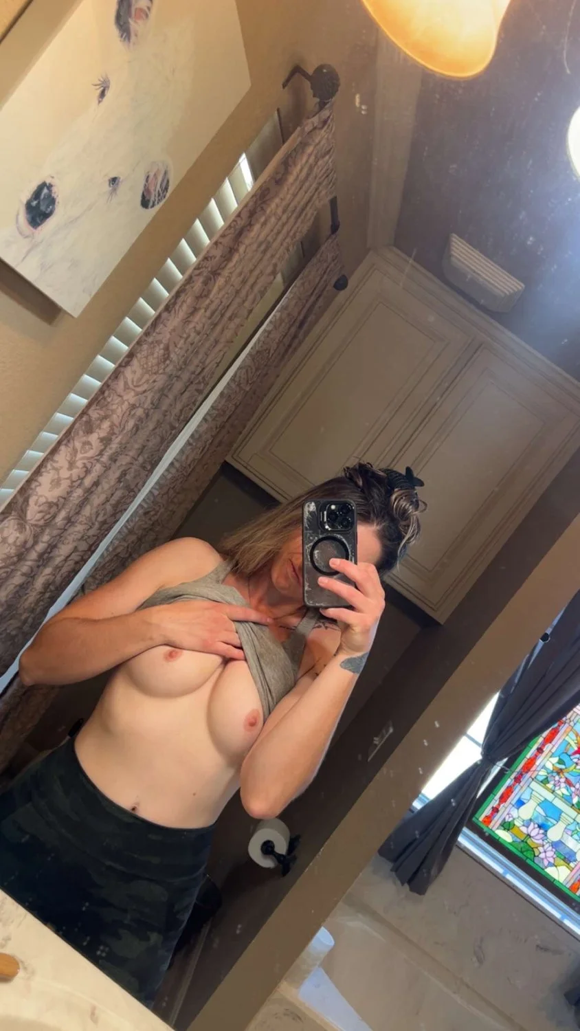 Sexy Slut image 2