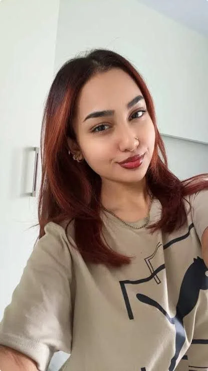 Beautiful Indian Busty main image