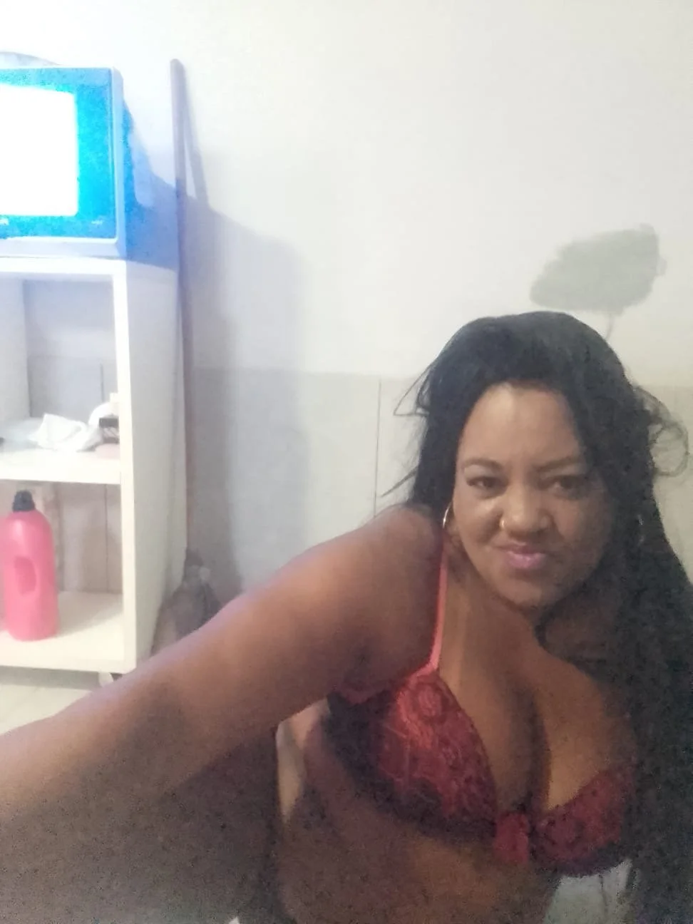Madura coroa carioca rabuda bucetuda cachorra image 20