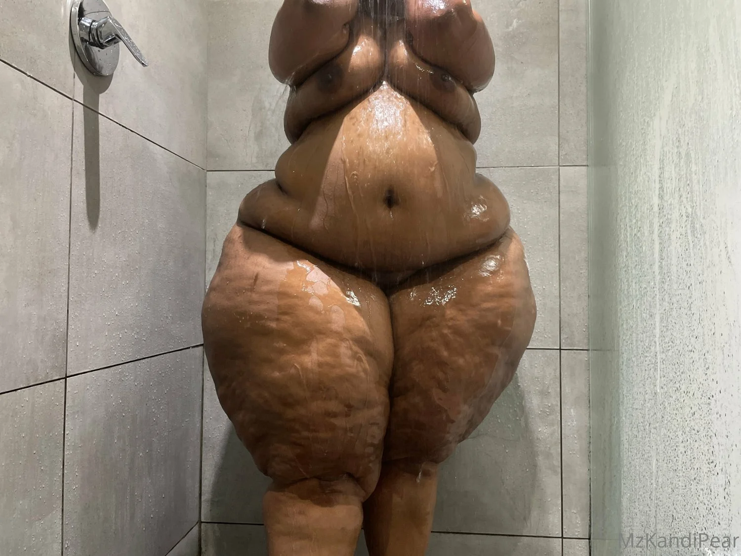 MAsSiv3 3b0nY p3Ar b0otY !! image 25