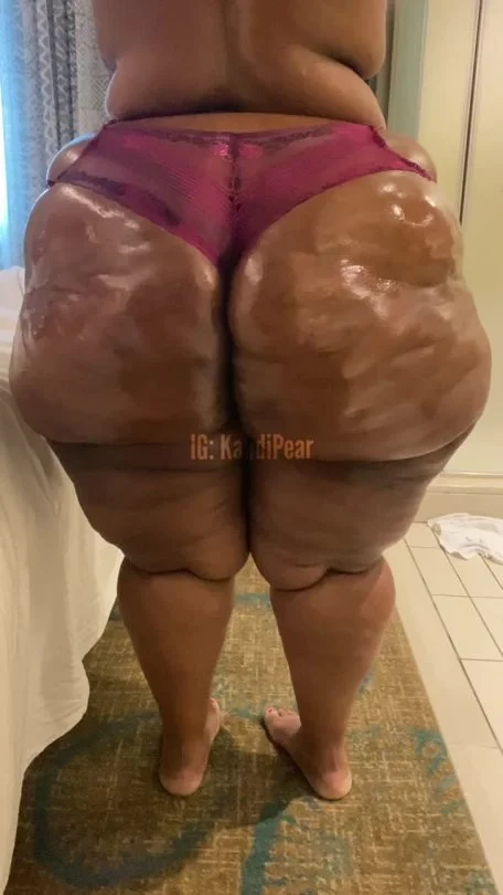 MAsSiv3 3b0nY p3Ar b0otY !! image 8