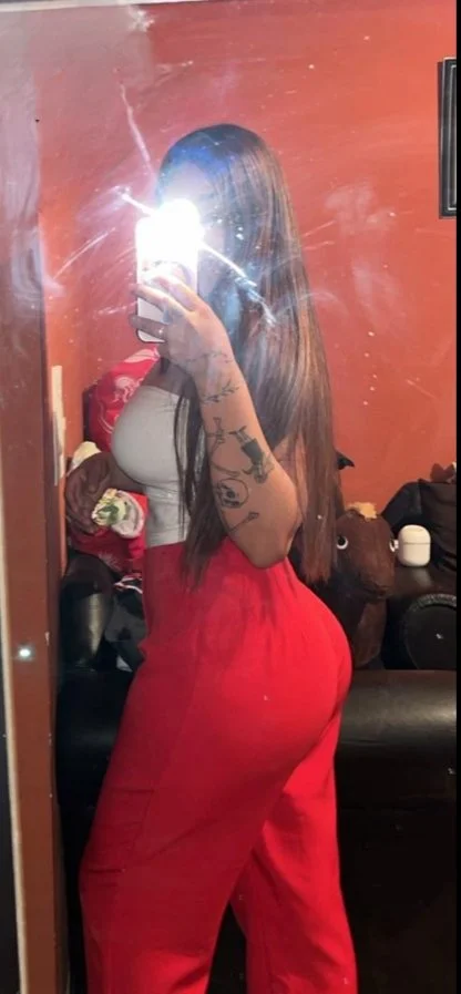 Jenni hurtado puta culona rika image 2