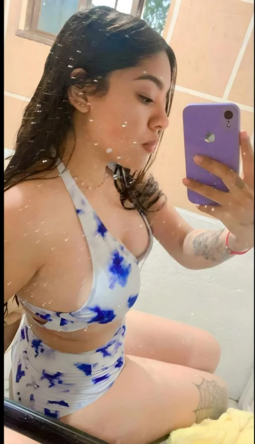 Jenni hurtado puta culona rika image 4