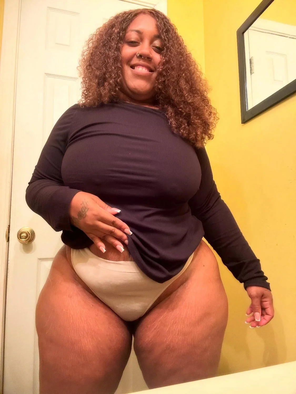 Thick Ebony Fyne Shyt I would not pull out 157 image 4