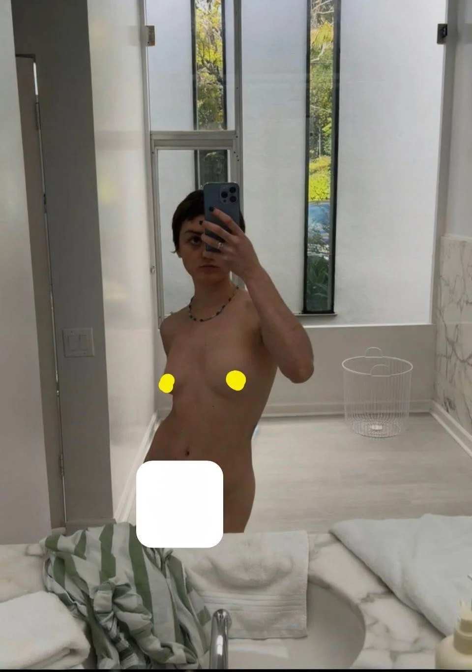 Maisie Williams (Arya Stark) leaked nudes. image 2