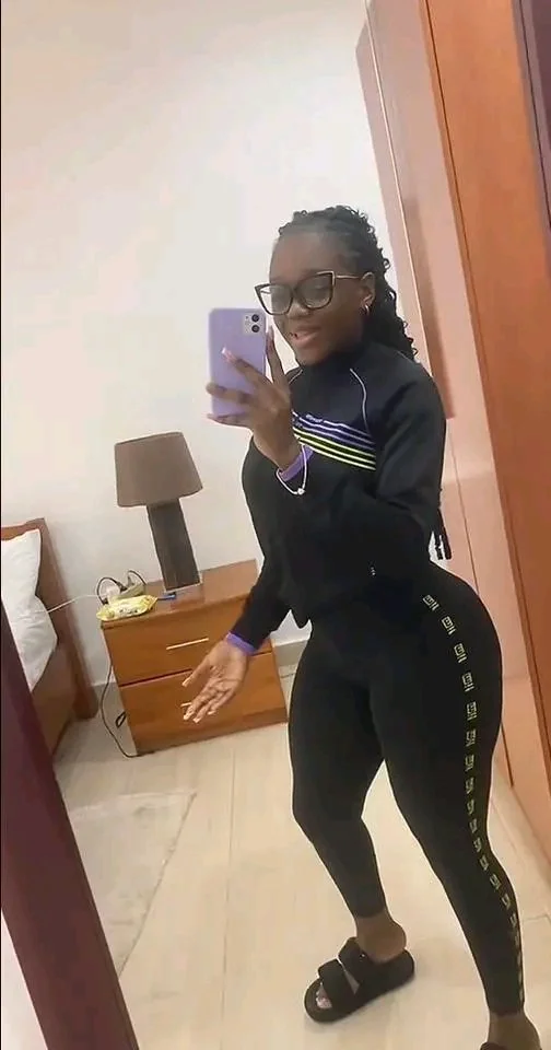 É mesmo ela 😍😋🇦🇴💦🥵 image 9