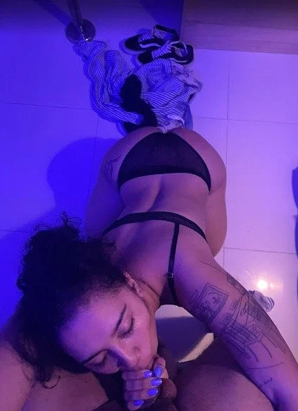 Cornudo me entrego a la Zorrita de su mujer image 6
