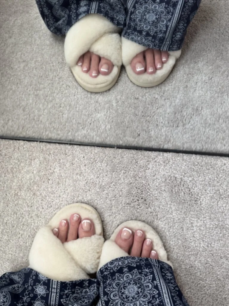 24 yo gf feet and ass image 5