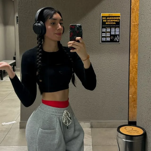 gymgirl delgada image 15