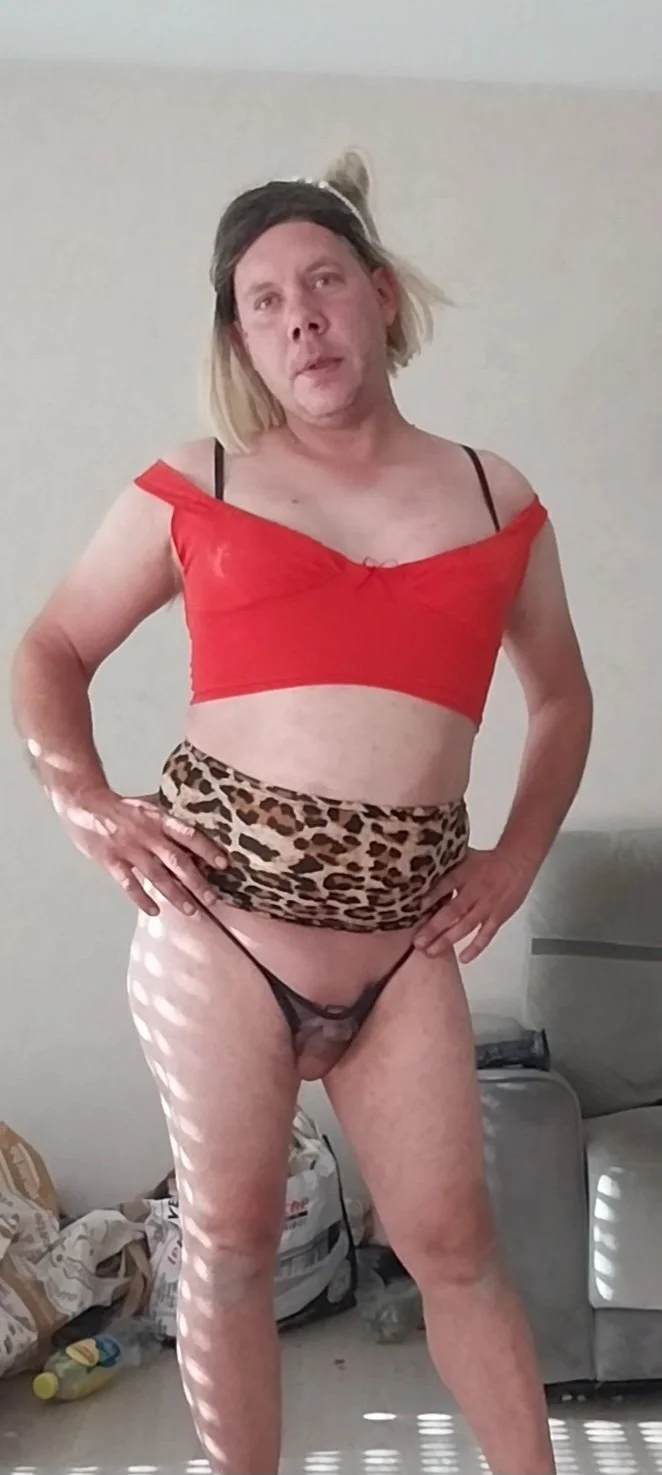Sissy Sophieprettypop slut image 2