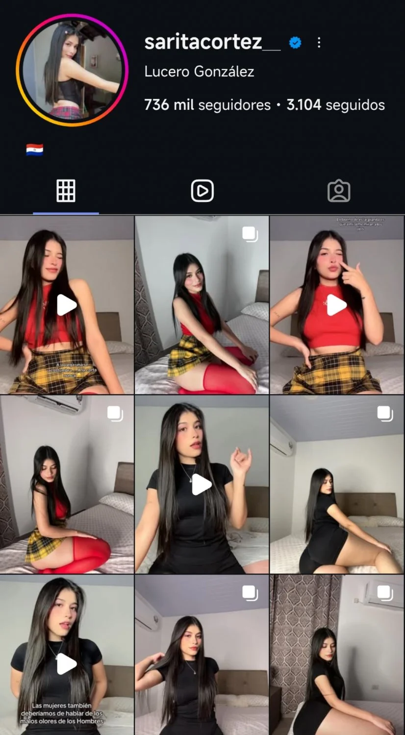 Saritacortez_1 buenísima paraguaya chupando dildo main image