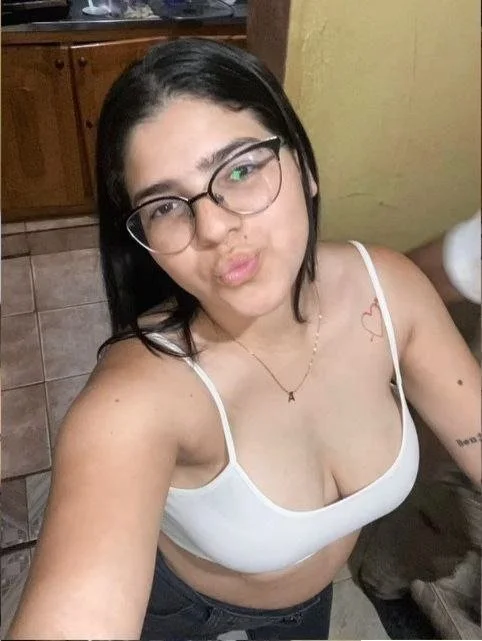 Pendeja argentina muy trola image 31