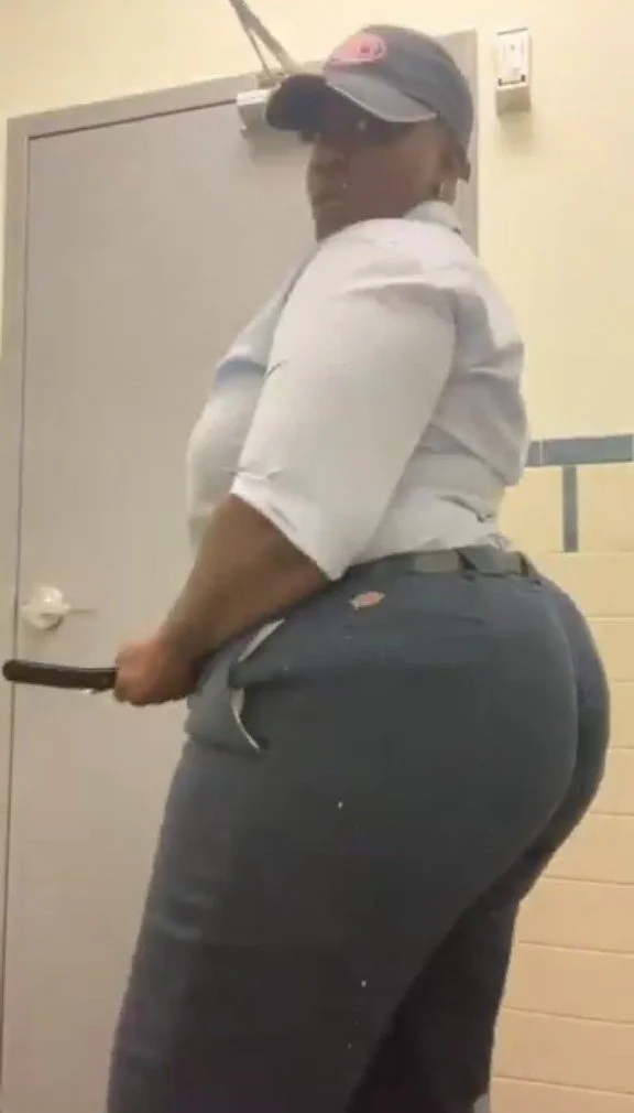 Auntie stuffed ass in them pants main image