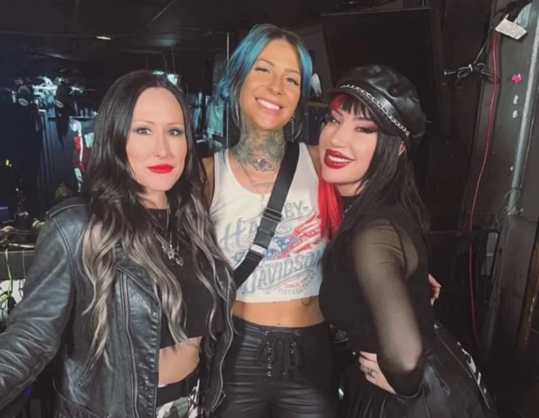Ash Costello 11 image 18