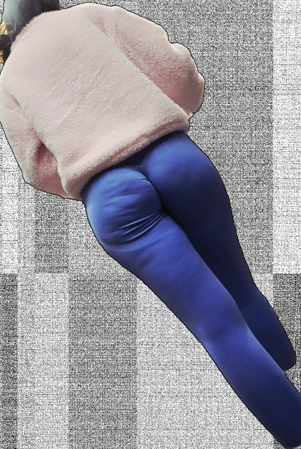 My sister-in-law has an amazing ass, I can't get enough of her.🍑🍑🍑🥵🥵🍆🔥🔥 image 2