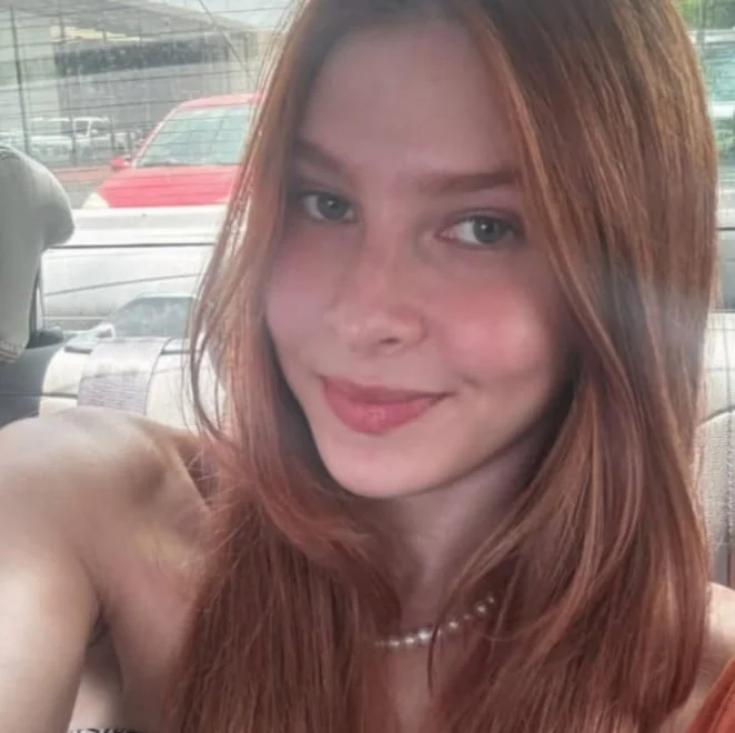 Ruivinha linda vazou chupando e dando gostoso videos novos vazados amadores novinhas brasil image 1