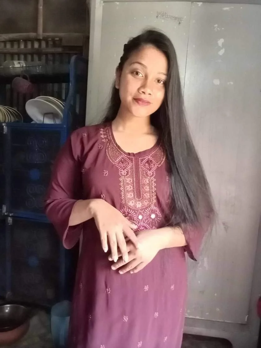 Desi college girl new leak and photos. image 12