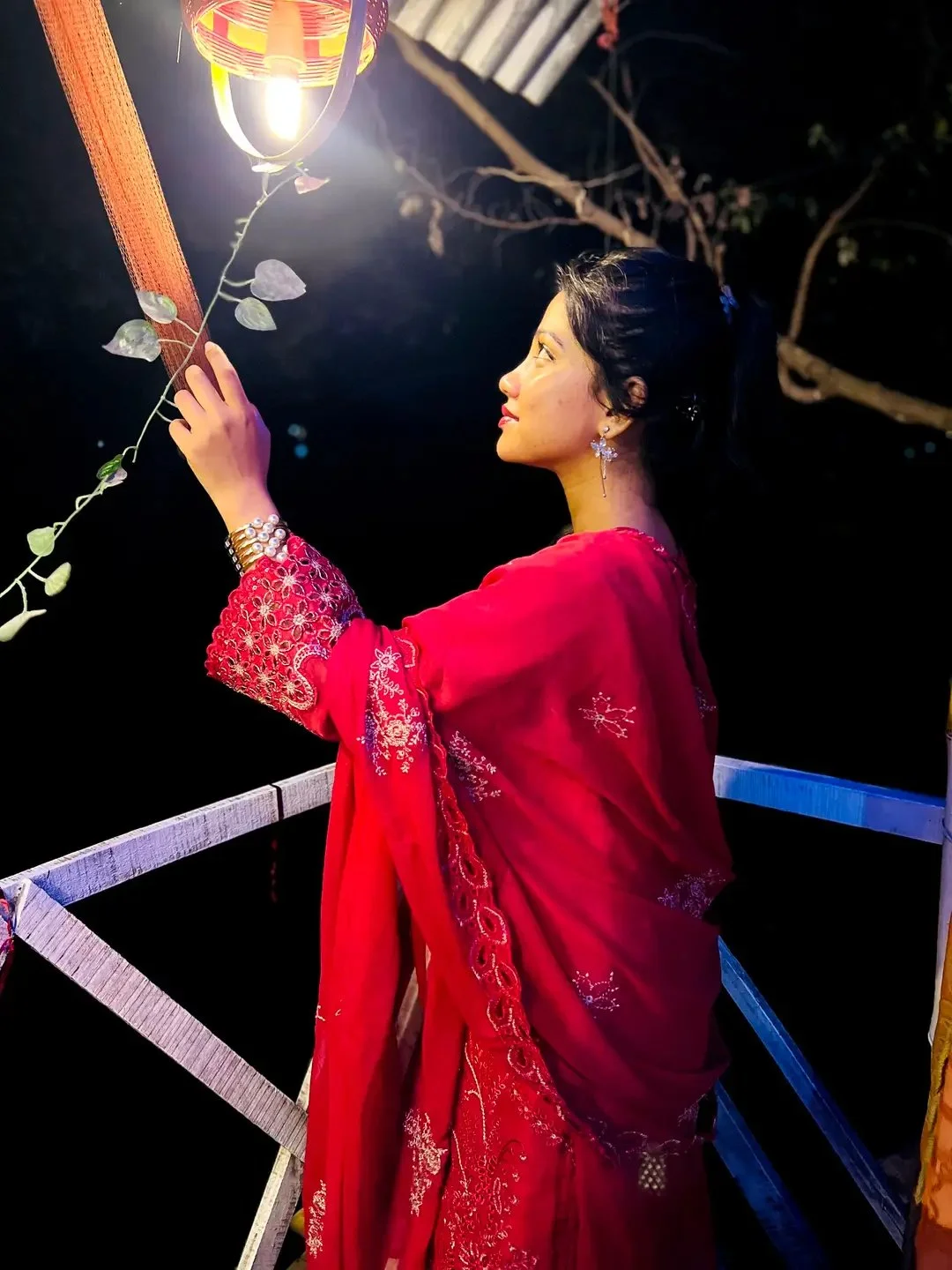 Desi college girl new leak and photos. image 8