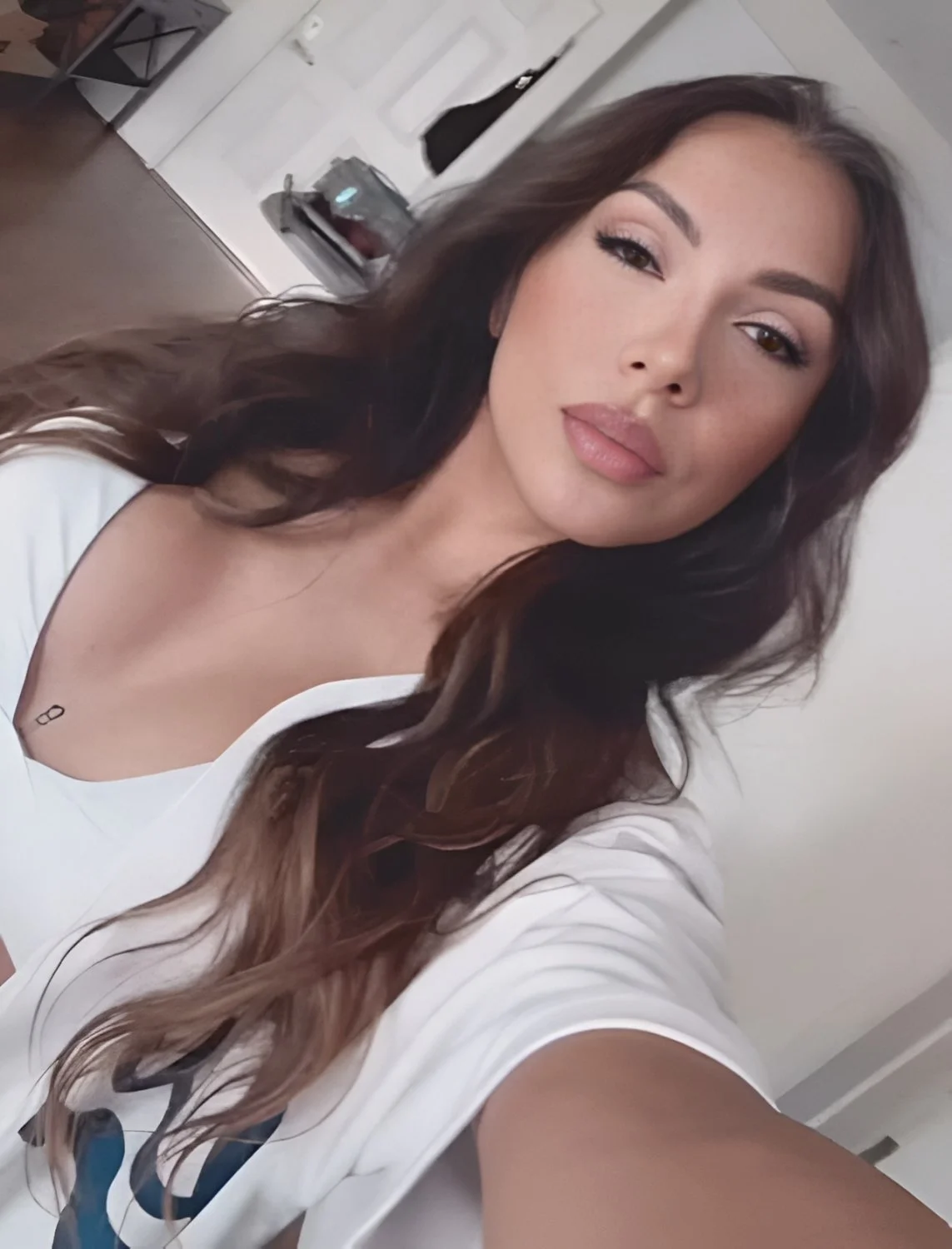 My gf’s super fit sexy latina gym partner is the perfect BBC spinner image 17