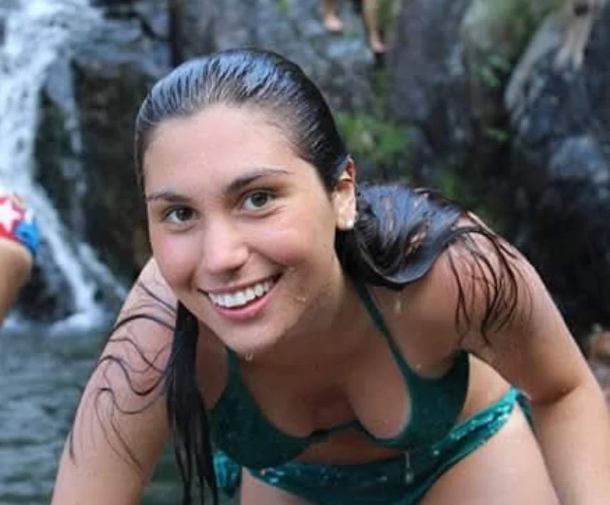 Elisa G. main image