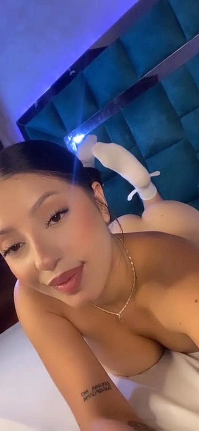 Cute Colombian Slut image 12