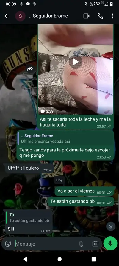 Dándole gusto a un seguidor por chat de WhatsApp 💜💜💜 cover image