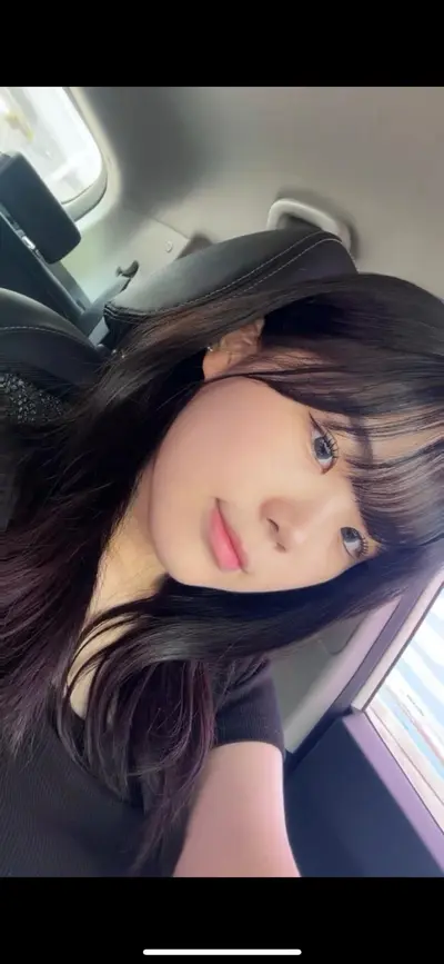 Korean cute slut 권나연 얼굴보지❤️ cover image