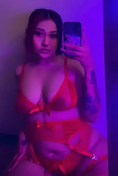 Latina m cover image