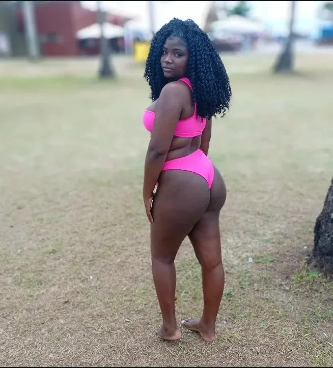 Morena rabuda muito gostosa aprecia essa a raba 🔥🔥🔥 image 4