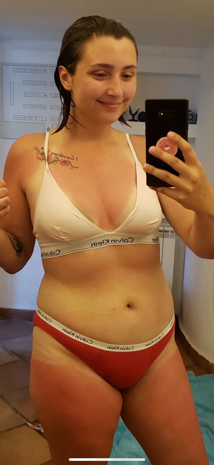 Cute brunette pawg leaked image 7