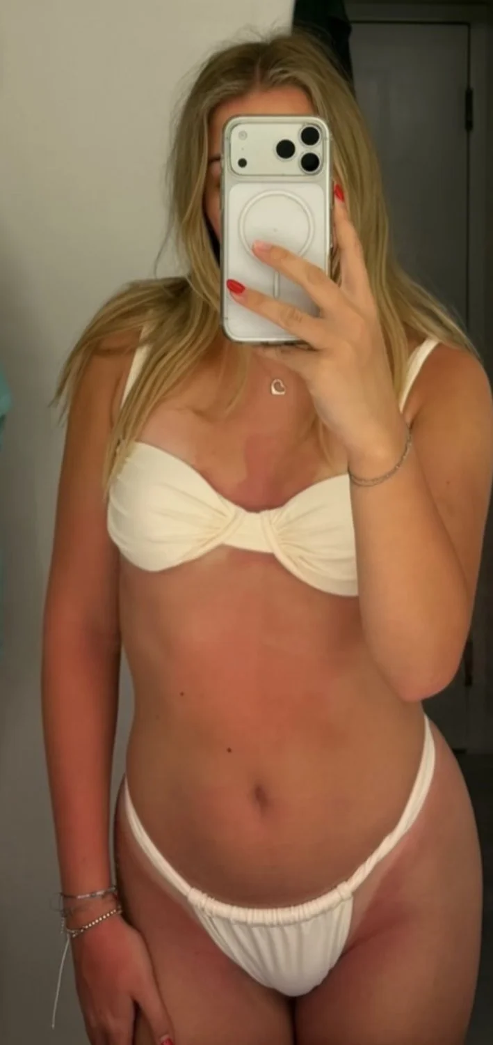 OLIVIA. Want to play with her bikini body. So good image 7