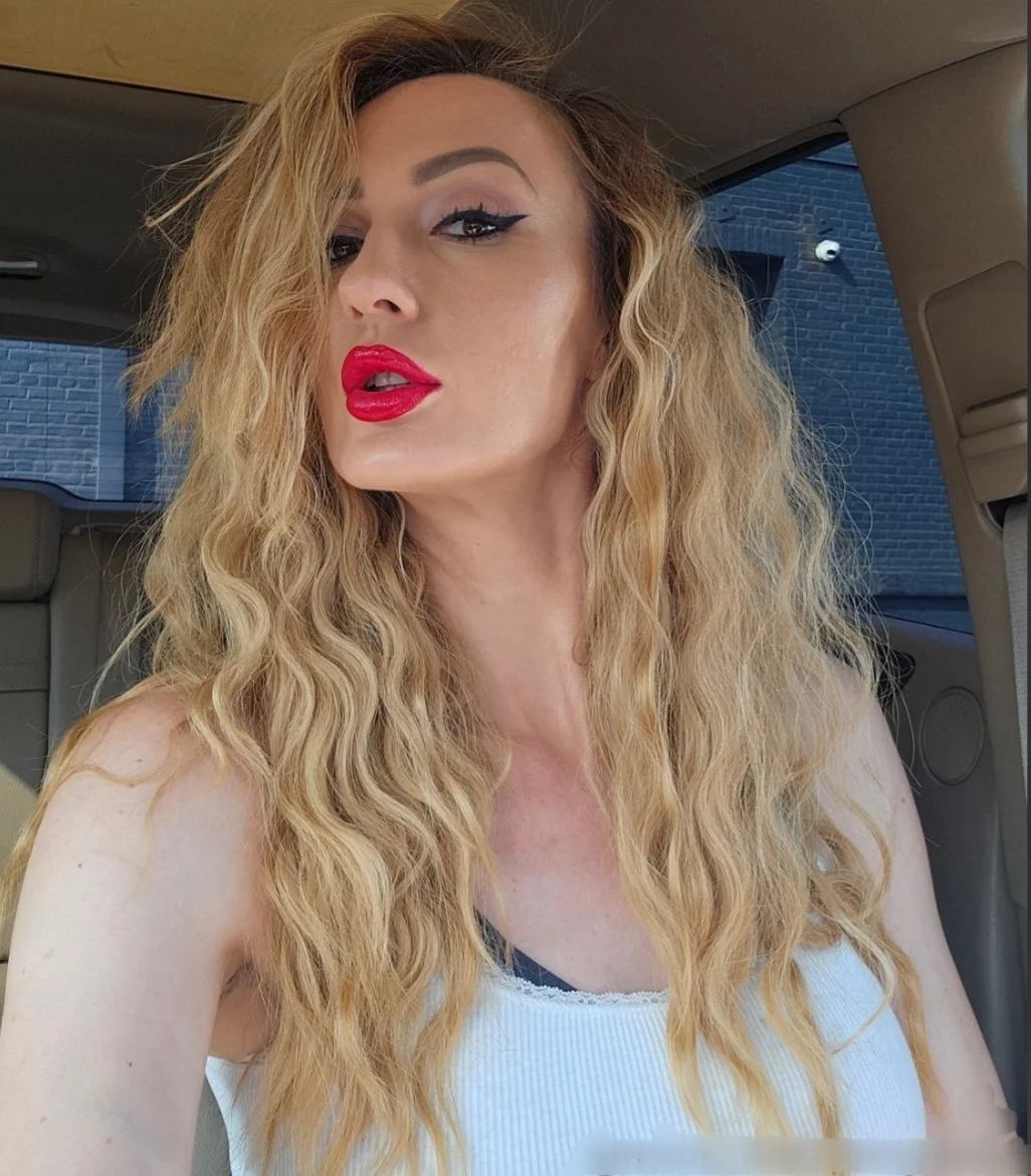 6'9 Tall Slim Gorgeous 🇷🇺🇺🇲 Amazon Model.. <> Ex Baller🏀.. <> Instagram Influencer image 2